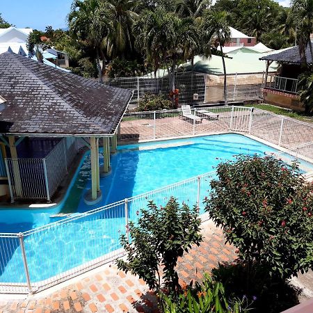Studio Climatise - Piscine-Plage - 2 A 3 Personnes Sainte-Anne Exterior photo